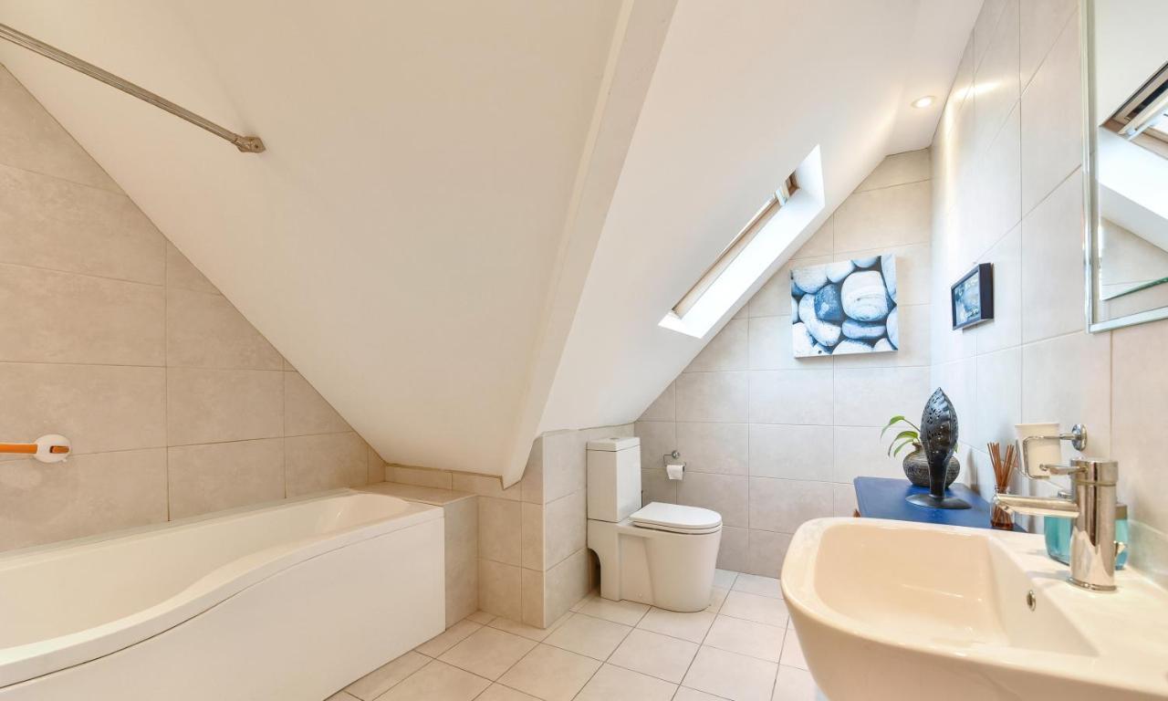 워딩 The Enclave B&B 외부 사진